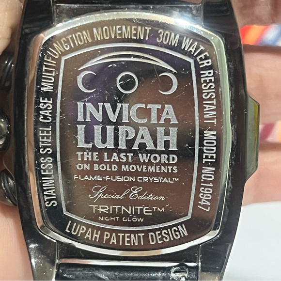 Invicta Lupah Black and Silver Vintage Watch - Picture 5 of 12